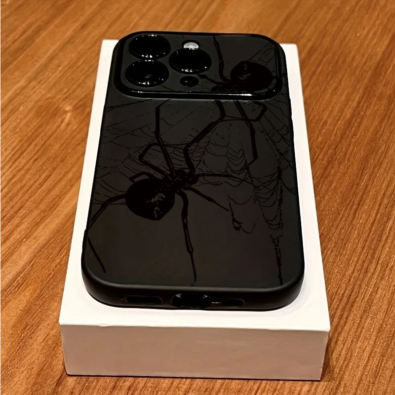 Стильный черный чехол для теле – обзор и цена Apple Iphone 15